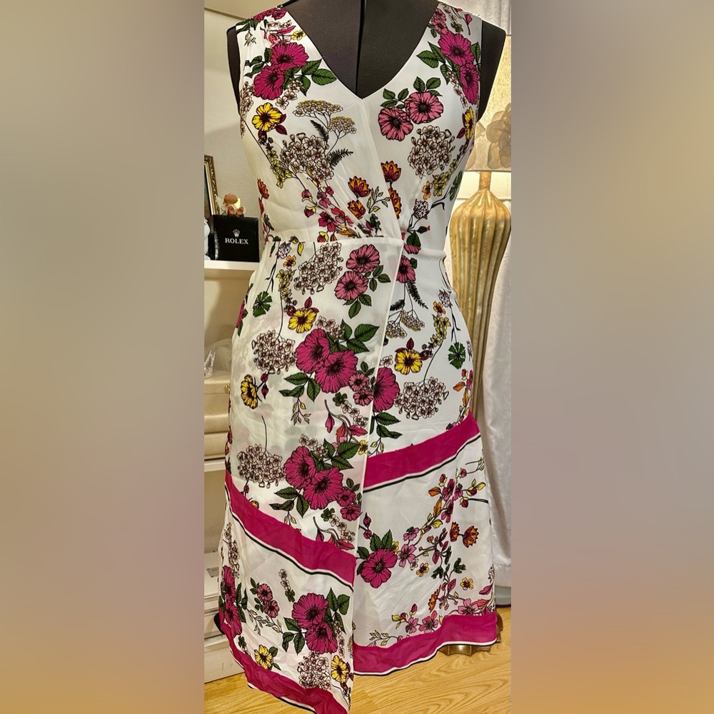 NWT ELIE TAHARI JANNELE FLORAL SLEEVELESS DRESS IN FUCHSIA FLIRTY SEXY COCKTAILS